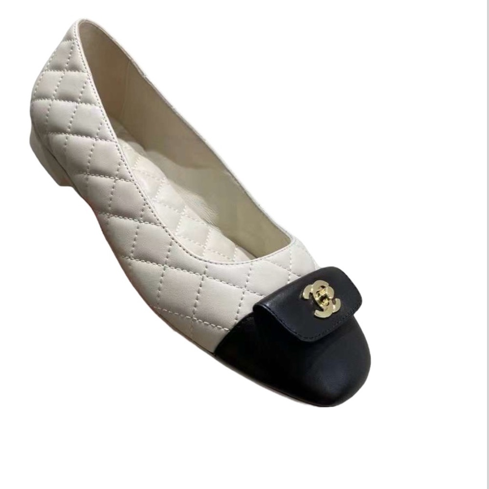 Chanel Women's Quilted White and Black Flats